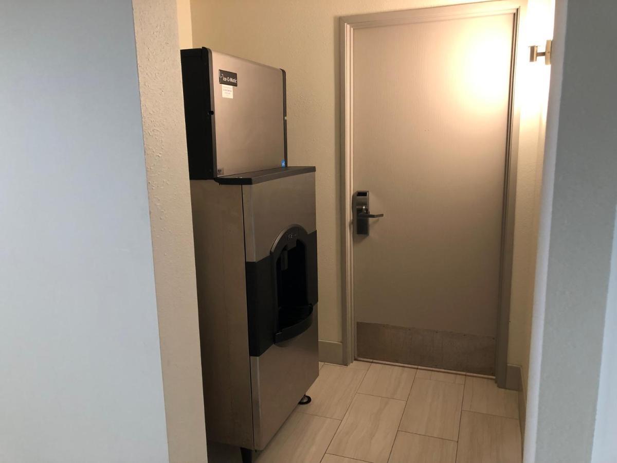 Holiday Inn Express Hotel & Suites Franklin By Ihg Екстер'єр фото