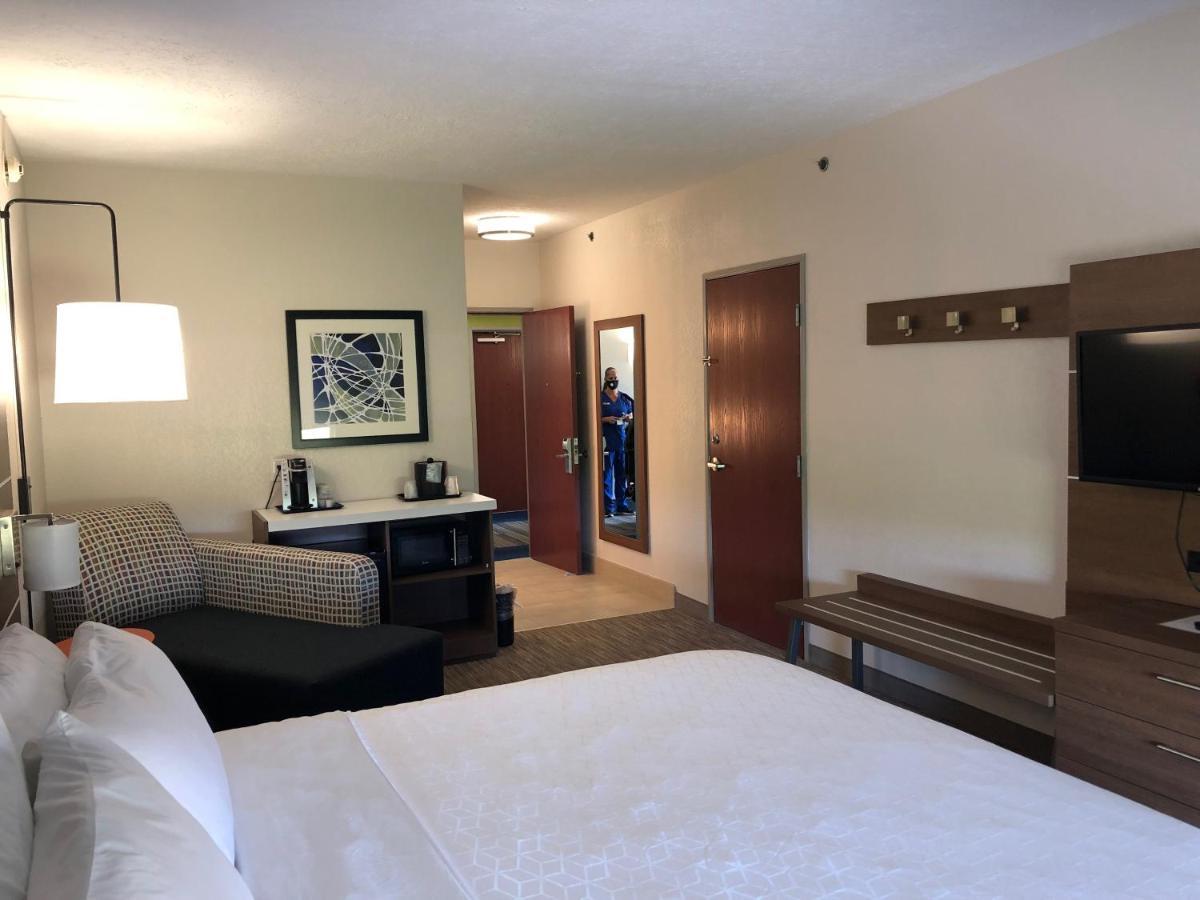 Holiday Inn Express Hotel & Suites Franklin By Ihg Екстер'єр фото